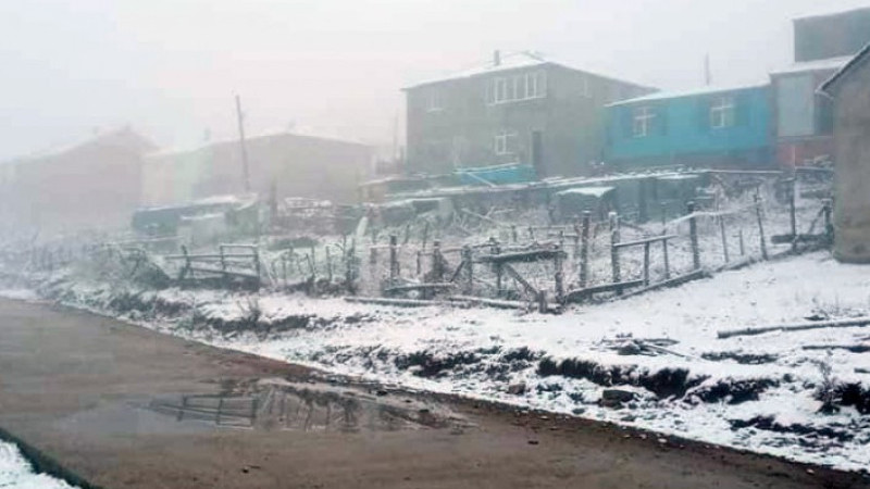 Gümüşhane'de Yılın İlk Kar Yağışı